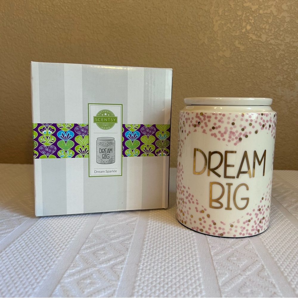 NWT NIB Scentsy Dream Sparkle “Dream Big” Wax Warmer‎
